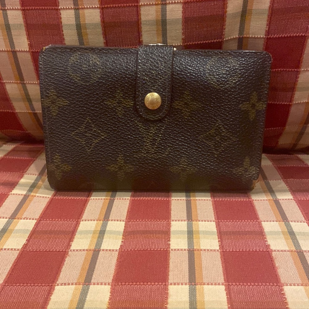 Authentic Louis Vuitton wallet